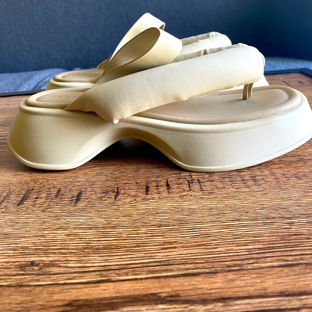 Comfy stylish Sandals
